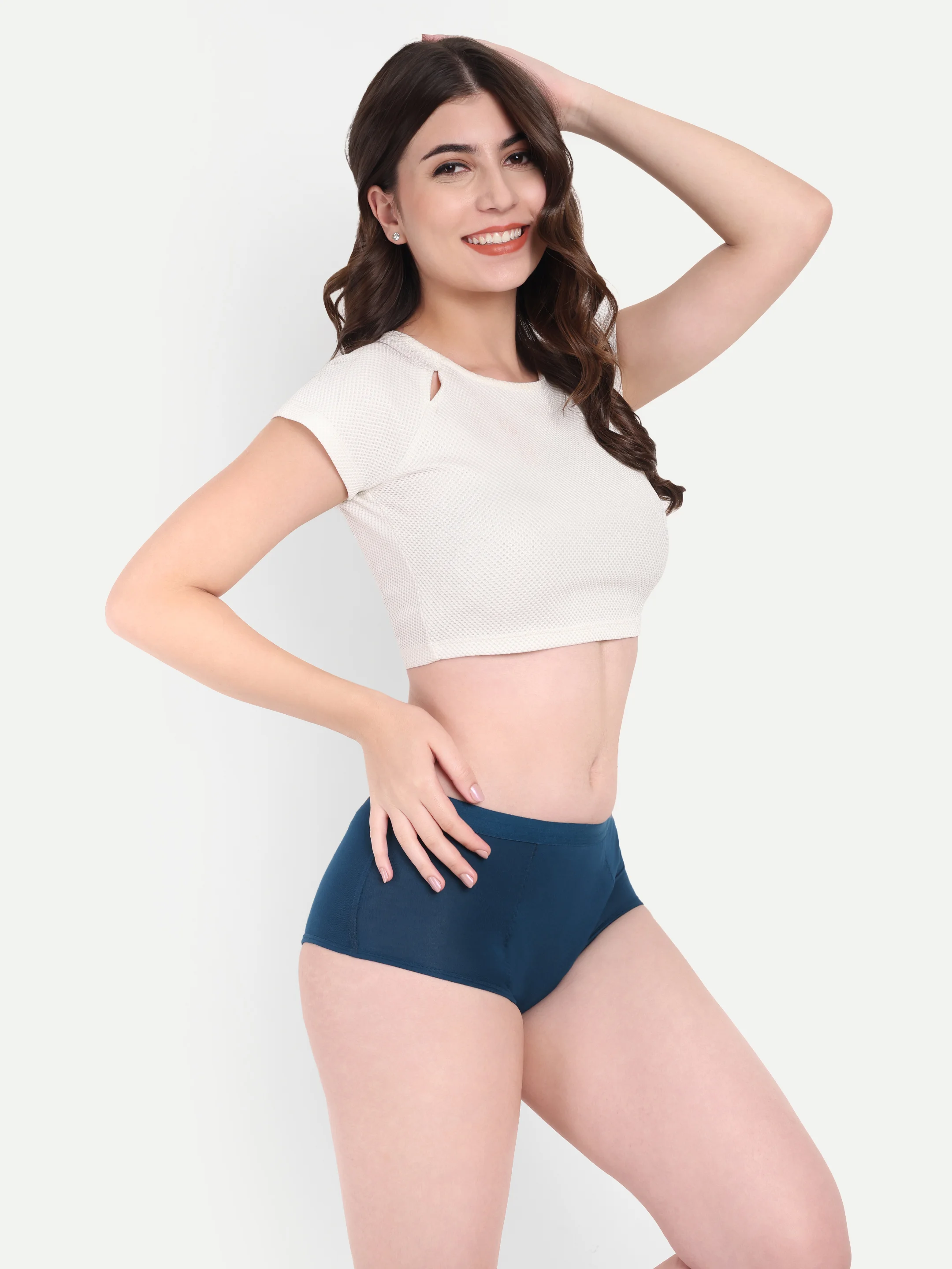 ecomm female shoot